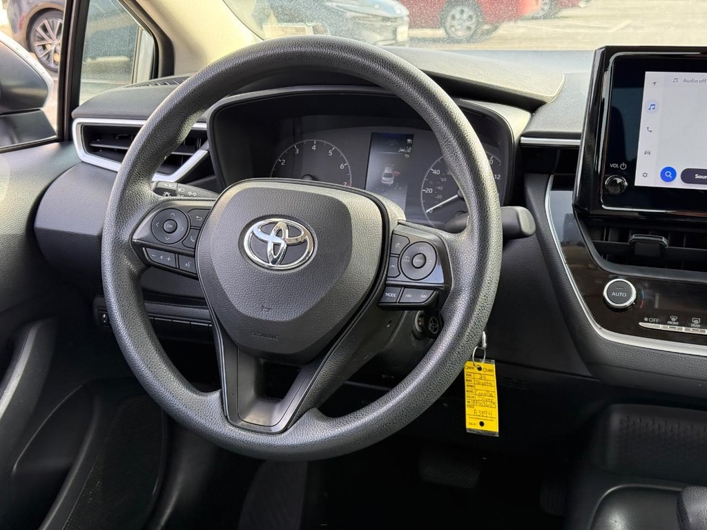 Toyota Corolla Vehicle Image 11