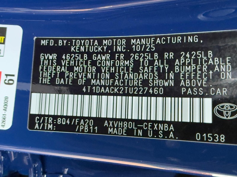 Toyota Camry Vehicle Image 16