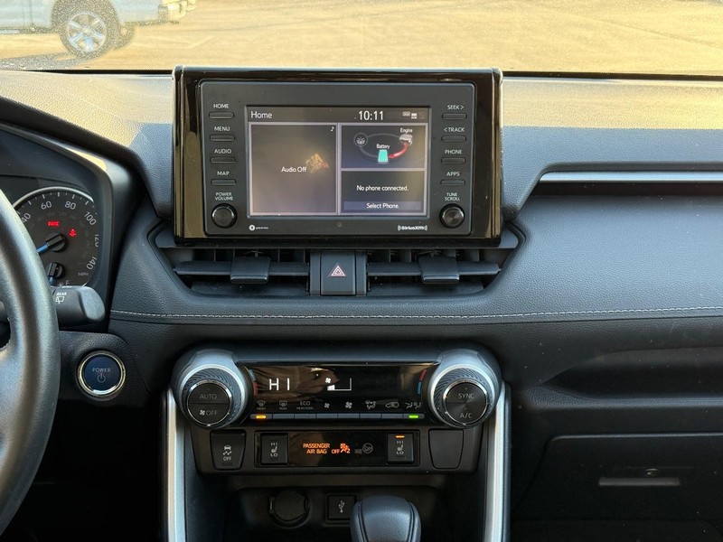 Toyota RAV4 Vehicle Image 14