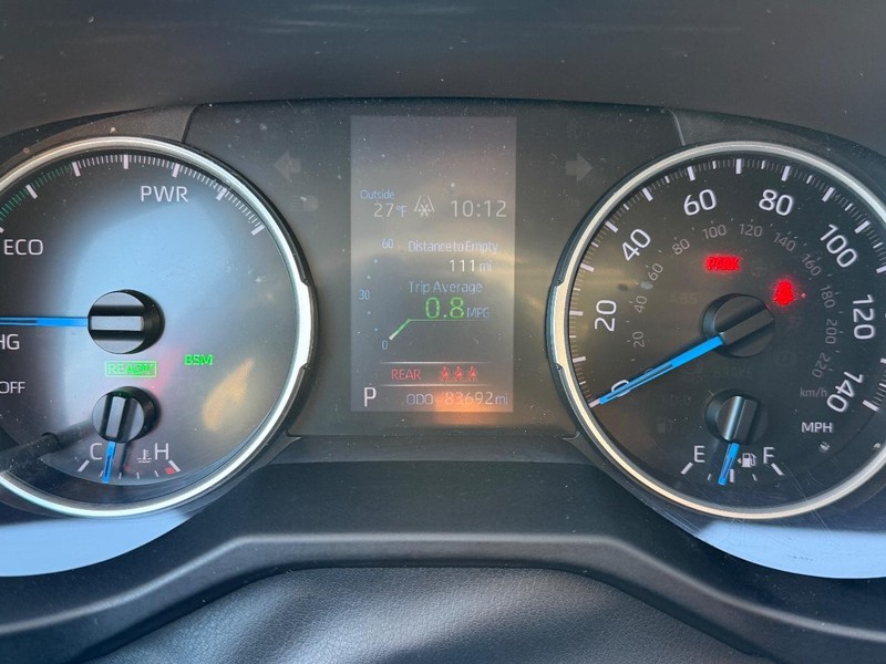 Toyota RAV4 Vehicle Image 19