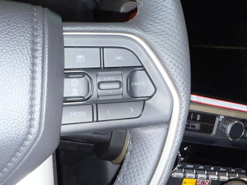 Toyota Tacoma 4WD Vehicle Image 15