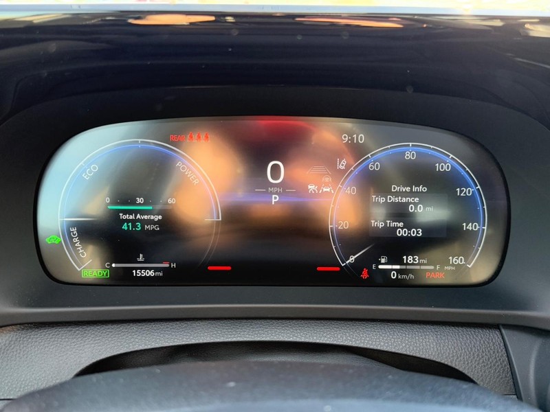 Toyota Crown Vehicle Image 19