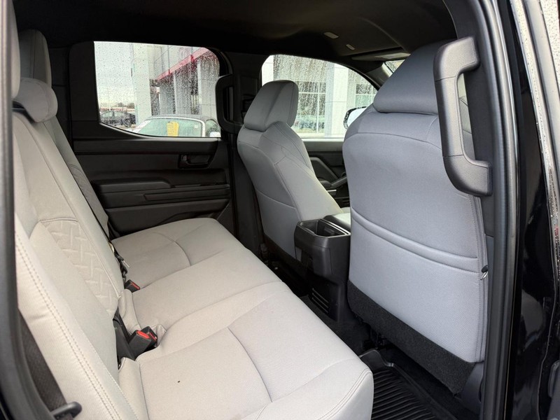 Toyota Tacoma 4WD Vehicle Image 10