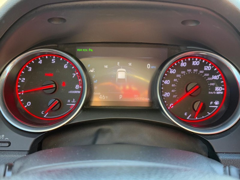 Toyota Camry Vehicle Image 19