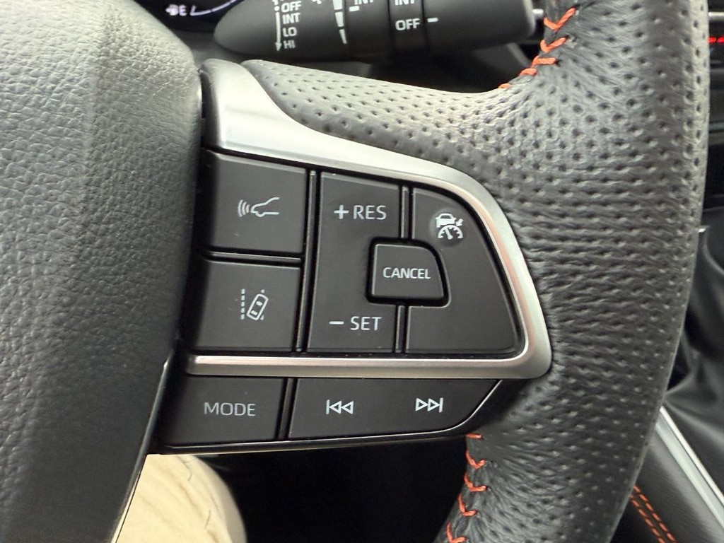 Toyota Sienna Vehicle Image 19