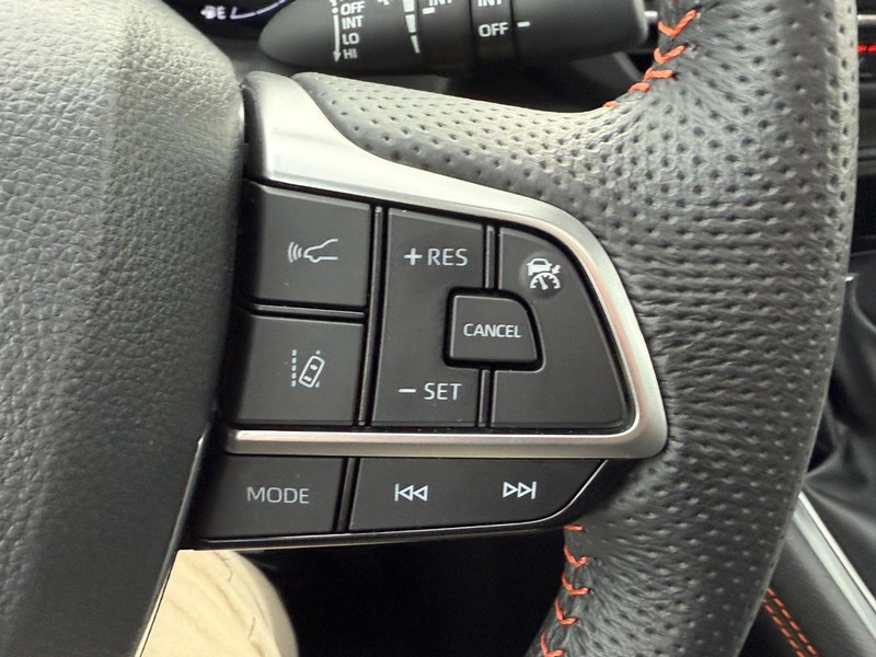 Toyota Sienna Vehicle Image 19