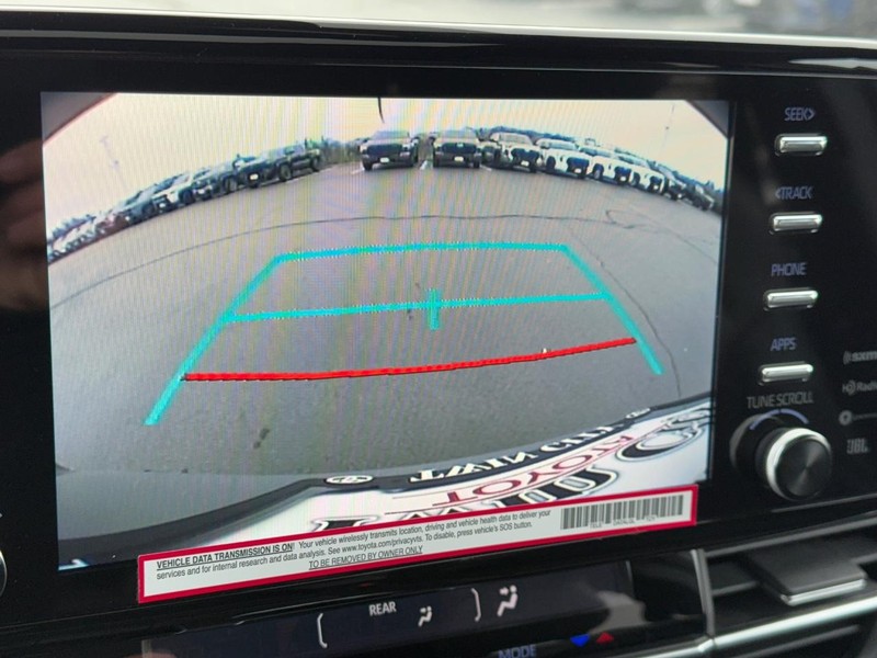 Toyota Sienna Vehicle Image 22