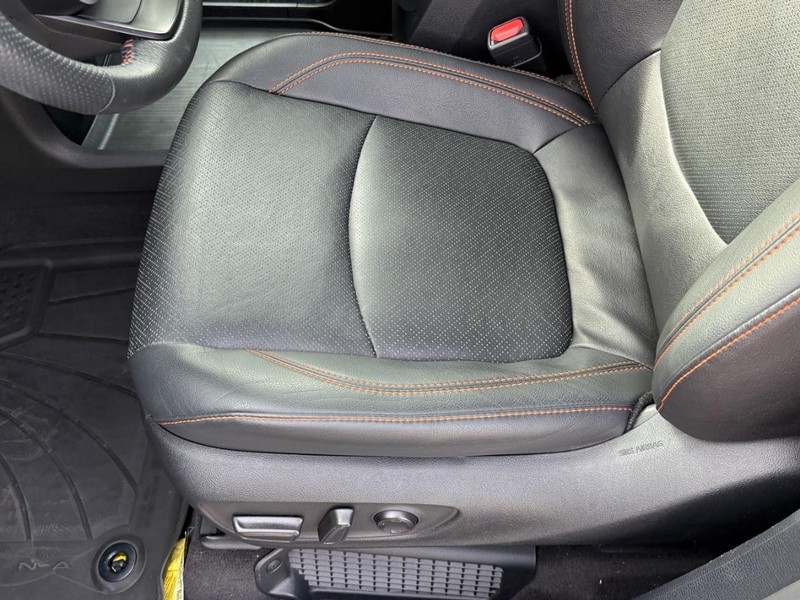 Toyota Sienna Vehicle Image 17