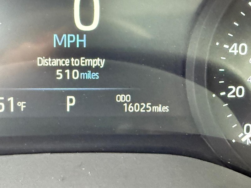 Toyota Sienna Vehicle Image 21