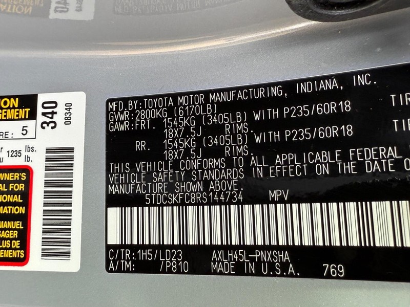 Toyota Sienna Vehicle Image 24