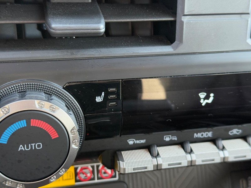 Toyota Tacoma 4WD Vehicle Image 22