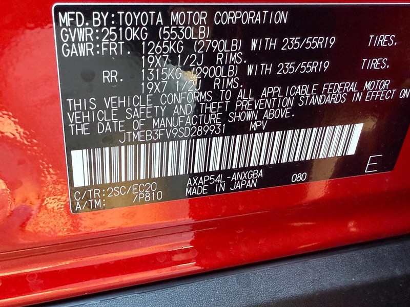 Toyota RAV4 Plug-In Hybrid Vehicle Image 17