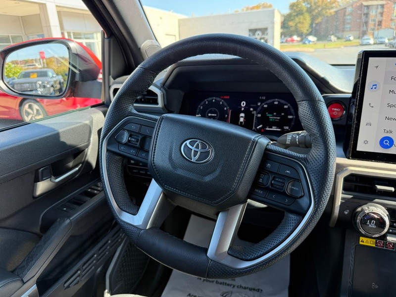 Toyota Tacoma 4WD Vehicle Image 14