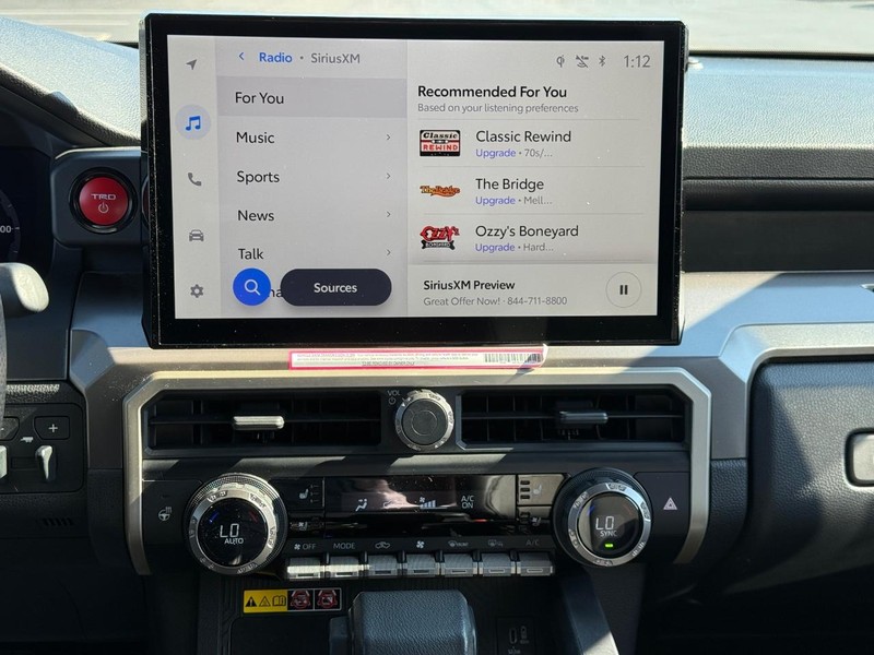 Toyota Tacoma 4WD Vehicle Image 15