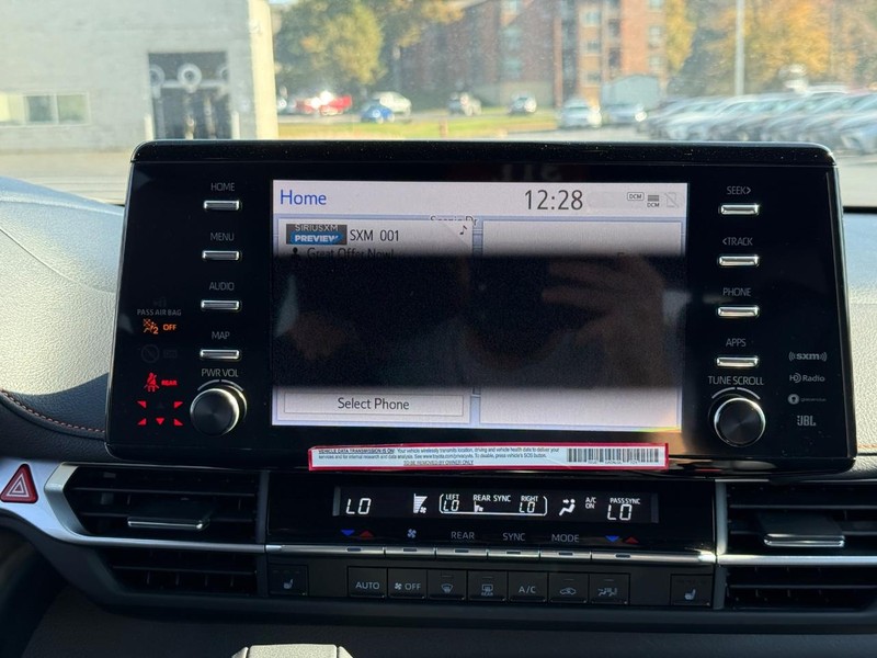 Toyota Sienna Vehicle Image 15