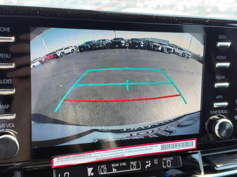 Toyota Sienna Vehicle Image 22