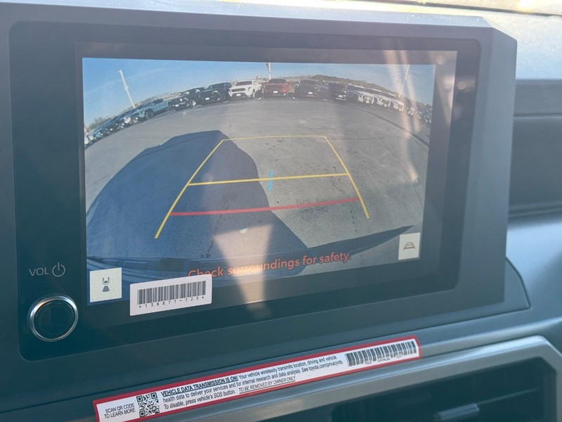 Toyota Tacoma 4WD Vehicle Image 15