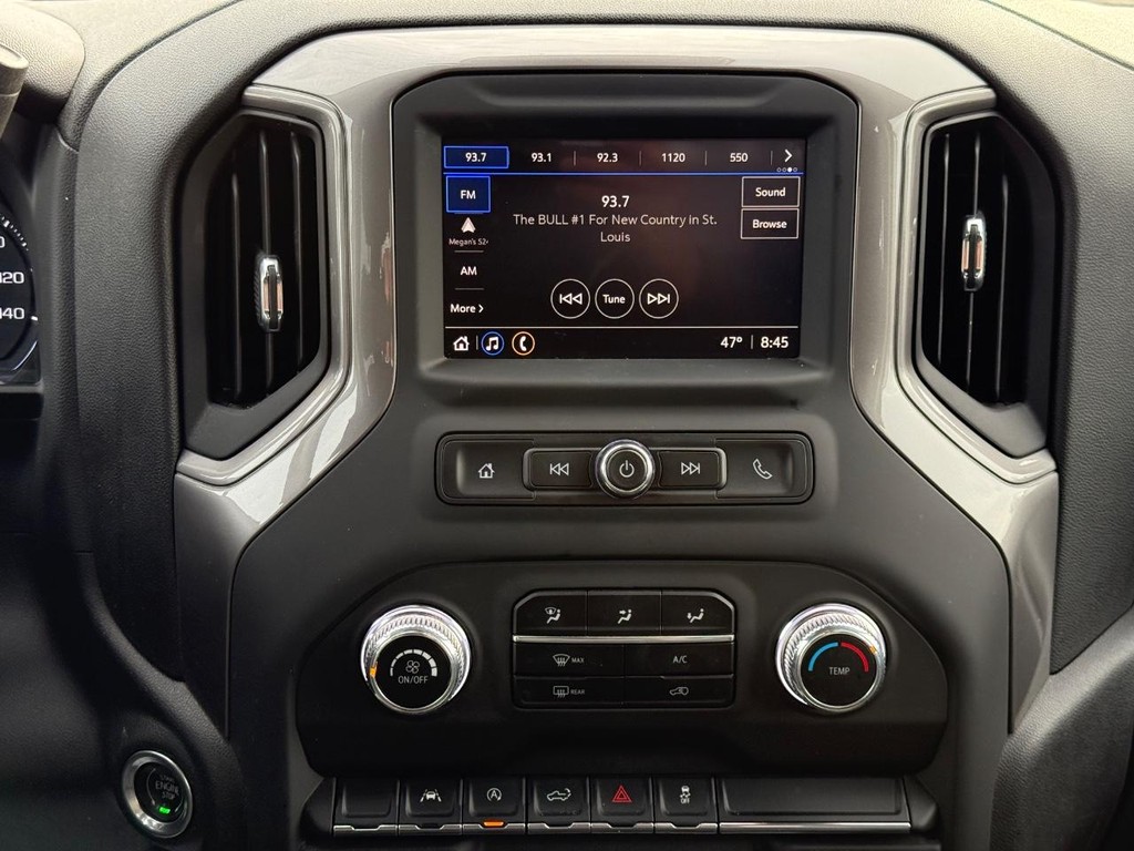 GMC Sierra 1500 Vehicle Full-screen Gallery Image 12