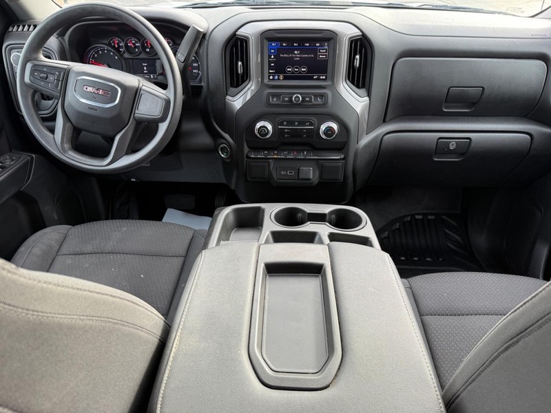 GMC Sierra 1500 Vehicle Image 10
