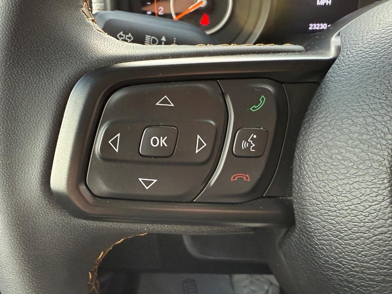 Jeep Wrangler Vehicle Image 16