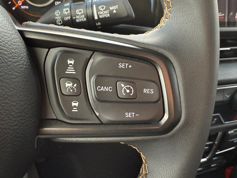 Jeep Wrangler Vehicle Image 17