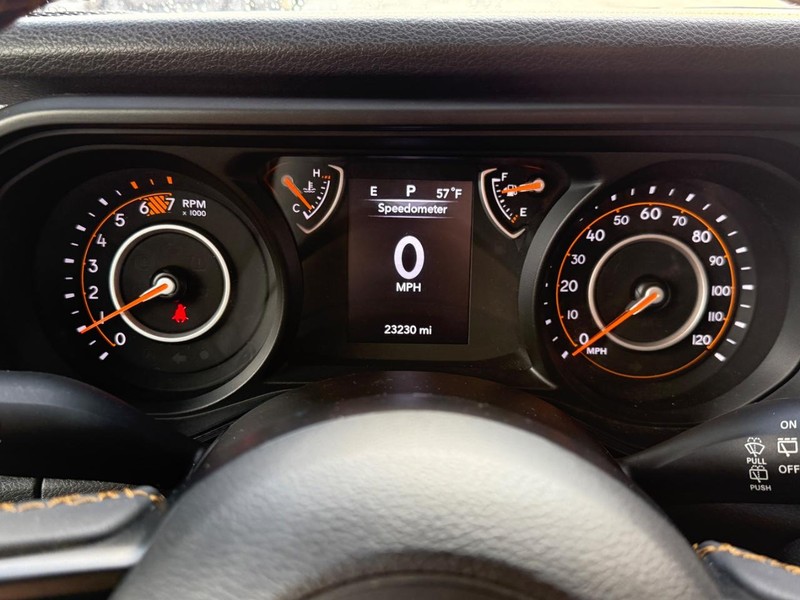 Jeep Wrangler Vehicle Image 18