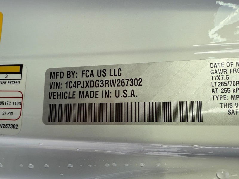 Jeep Wrangler Vehicle Image 21