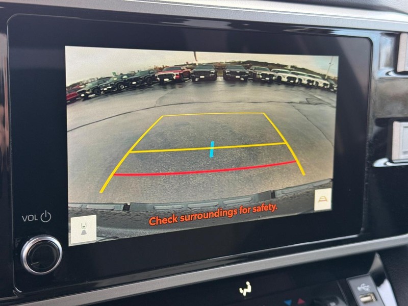 Toyota Tundra 4WD Vehicle Image 22