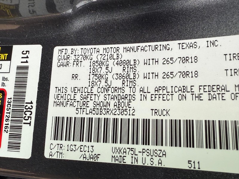 Toyota Tundra 4WD Vehicle Image 23