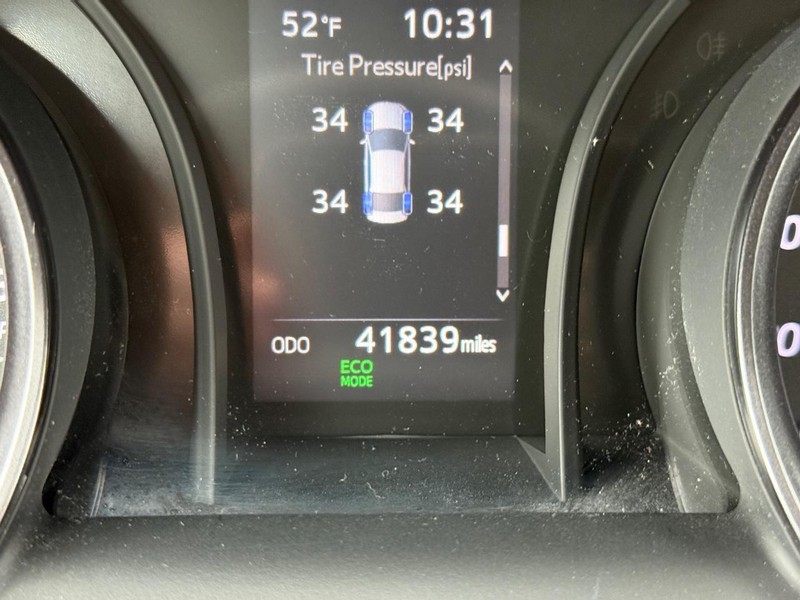 Toyota Camry Vehicle Image 19