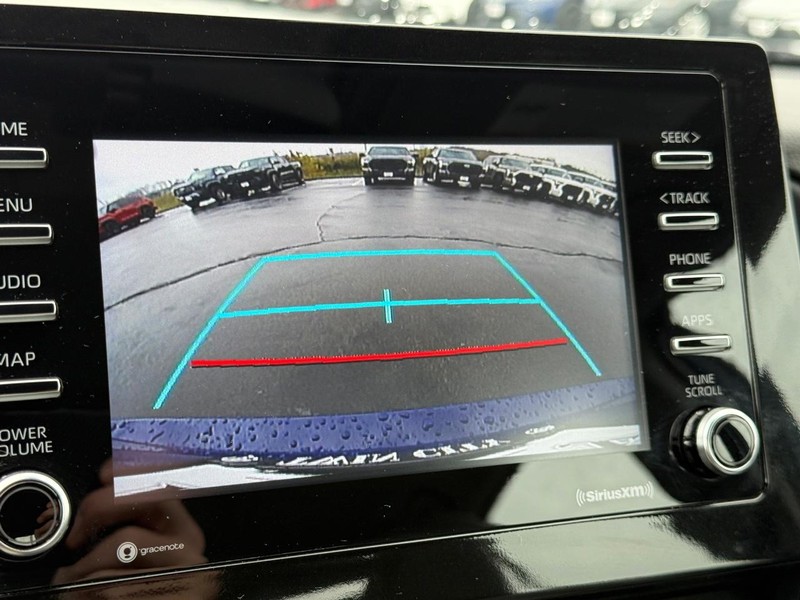 Toyota Camry Vehicle Image 20