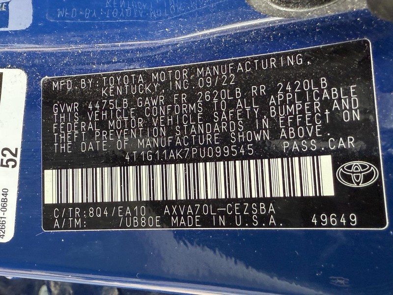 Toyota Camry Vehicle Image 21