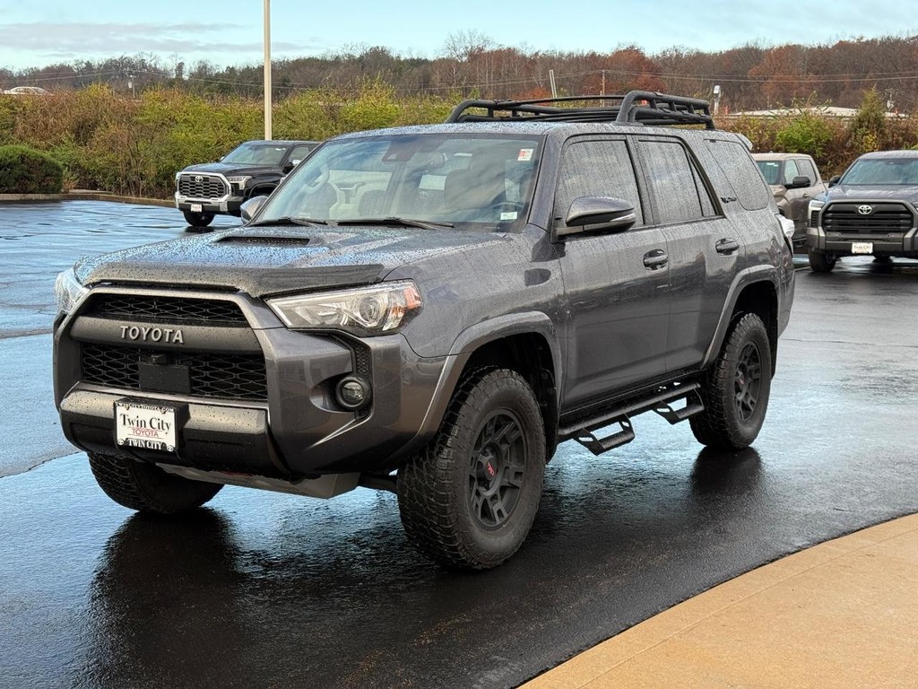 Toyota 4Runner Vehicle Image 9