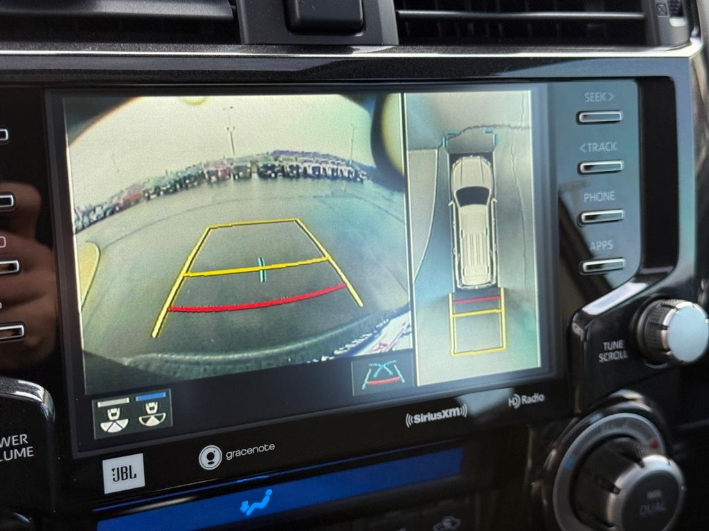 Toyota 4Runner Vehicle Image 22