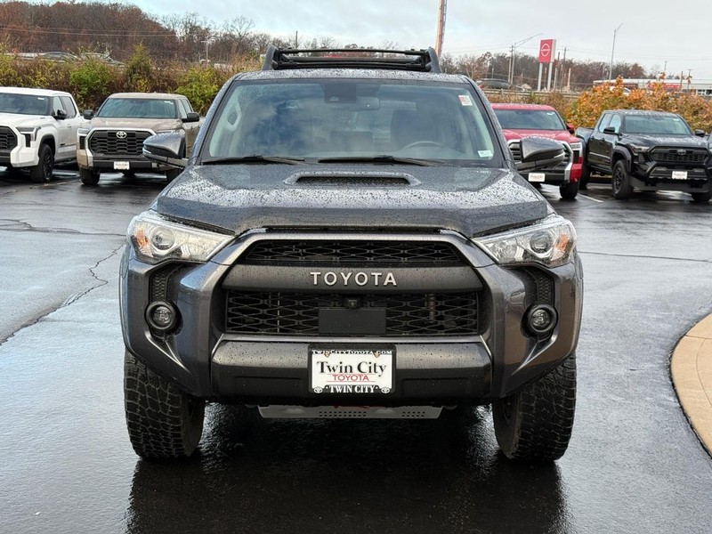 Toyota 4Runner Vehicle Image 10