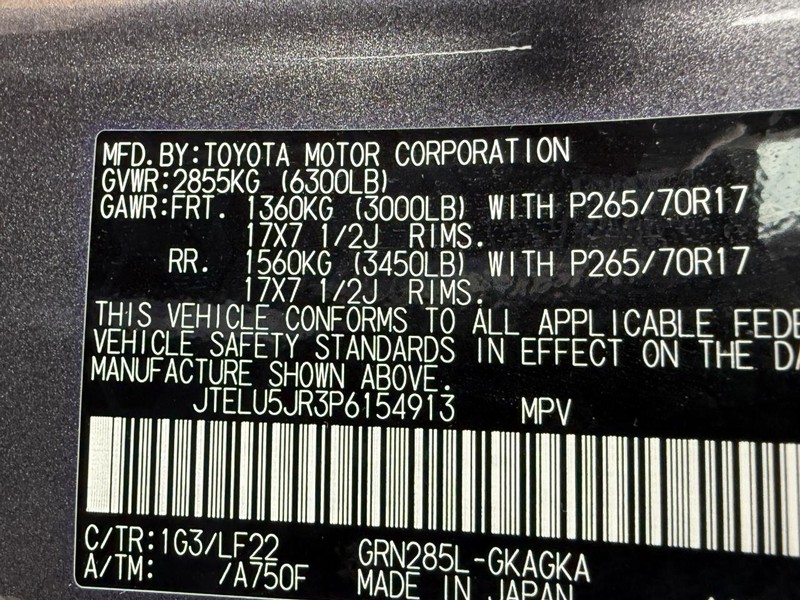 Toyota 4Runner Vehicle Image 24