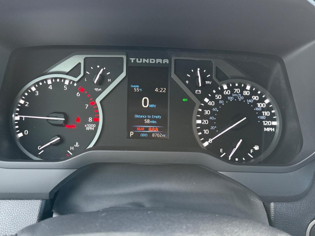 Toyota Tundra 4WD Vehicle Image 18