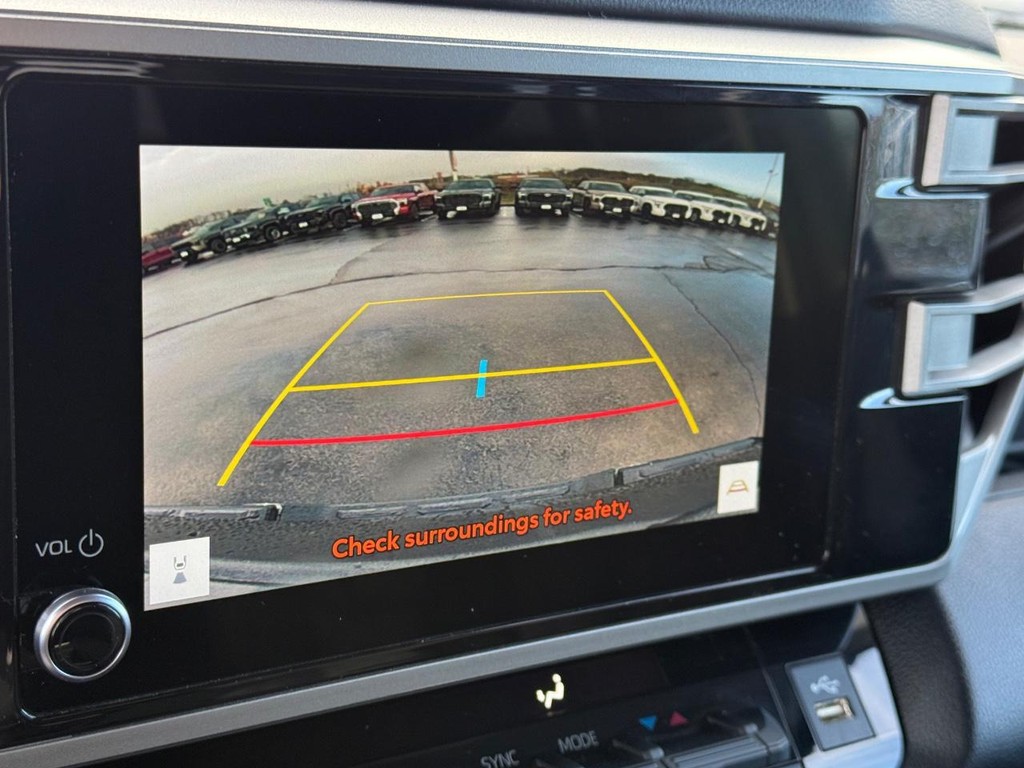 Toyota Tundra 4WD Vehicle Image 20