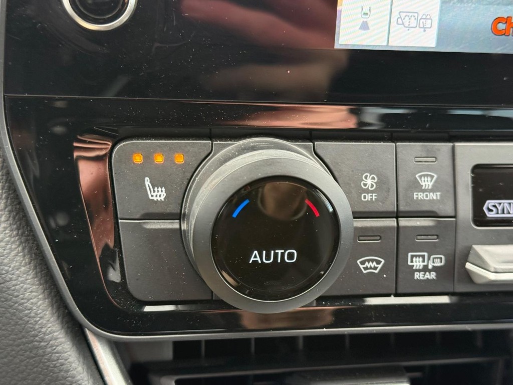 Toyota Grand Highlander Vehicle Image 23