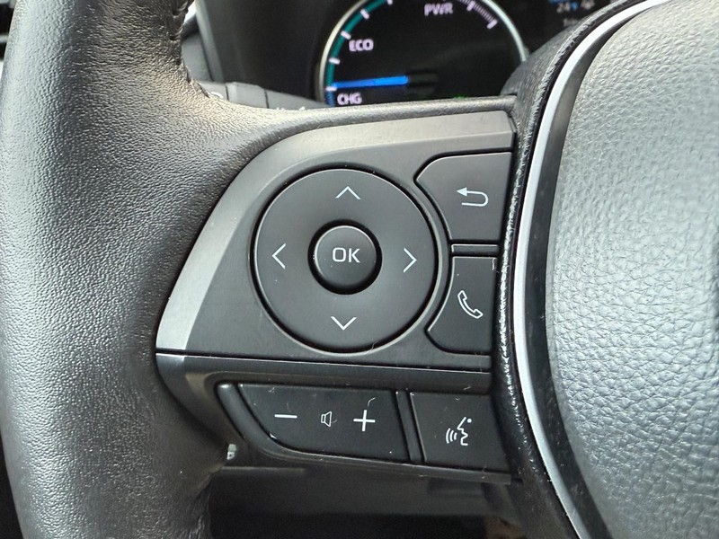 Toyota RAV4 Vehicle Image 17