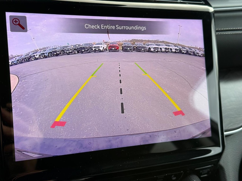 Jeep Grand Cherokee L Vehicle Image 23