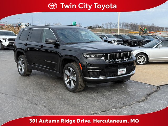 2023 Jeep Grand Cherokee L Limited's photo