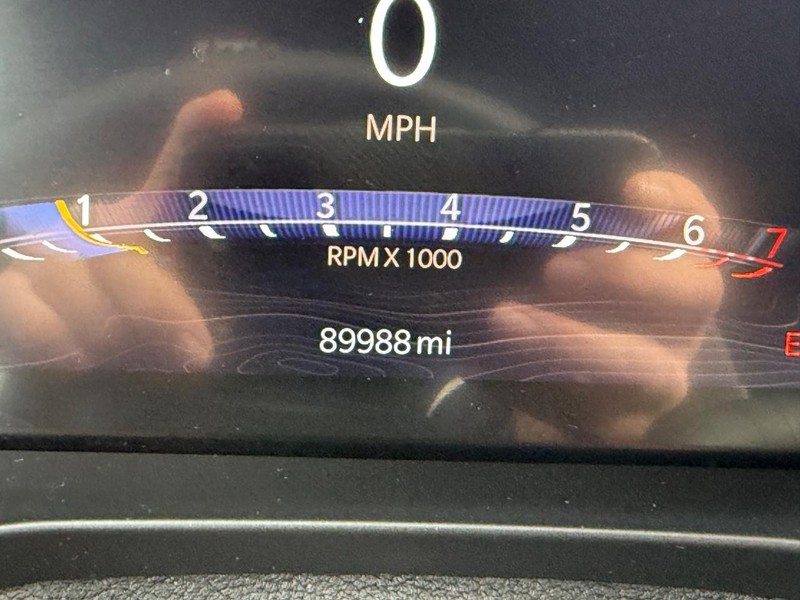 Jeep Grand Cherokee L Vehicle Image 22