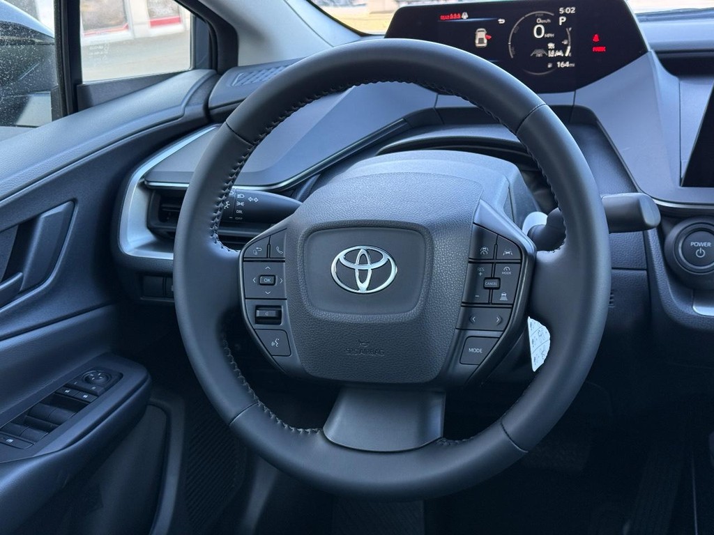 Toyota Prius Vehicle Image 7