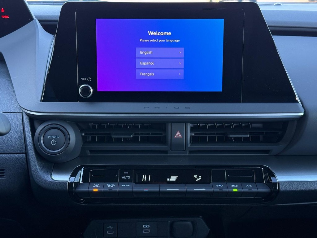 Toyota Prius Vehicle Image 8