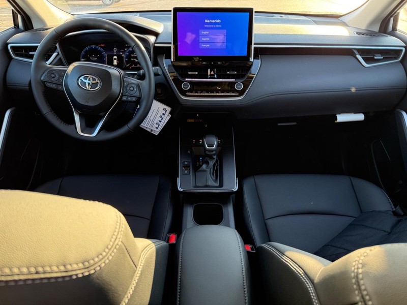 Toyota Corolla Cross Vehicle Image 7