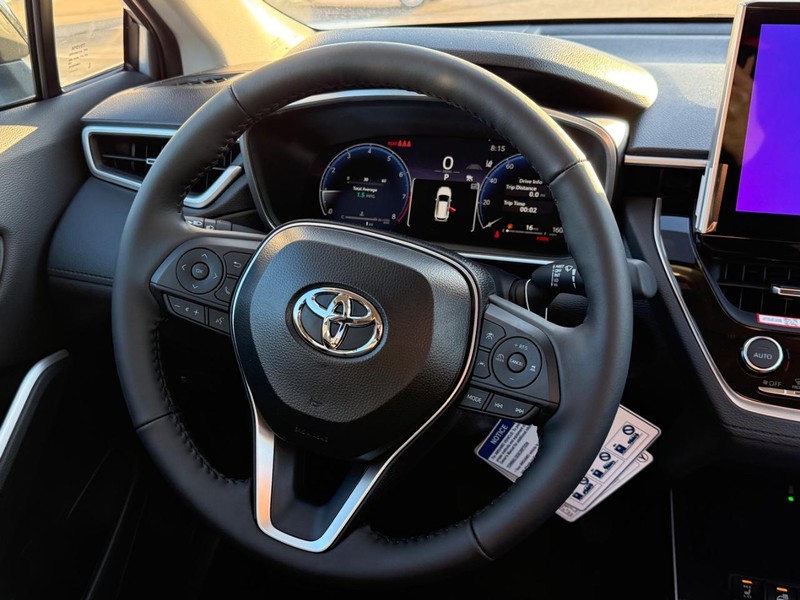 Toyota Corolla Cross Vehicle Image 8