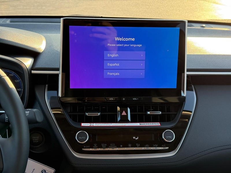 Toyota Corolla Cross Vehicle Image 9