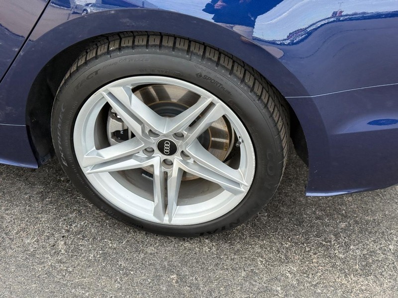 Audi A5 Sportback Vehicle Image 7