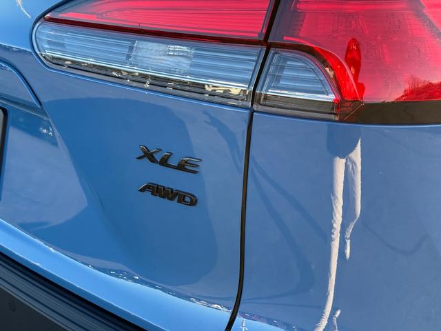 Toyota Corolla Cross Vehicle Image 4